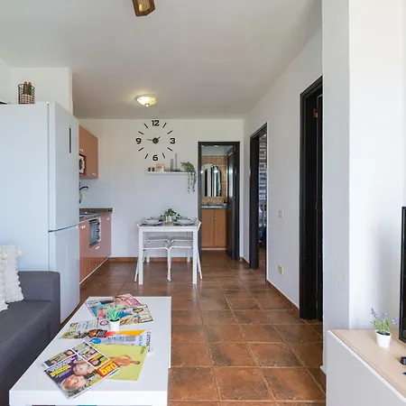 Daire Private Solarium Views - Jacuzzi