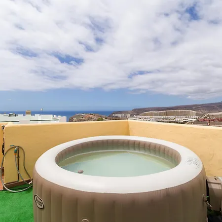 Private Solarium Views - Jacuzzi Daire *