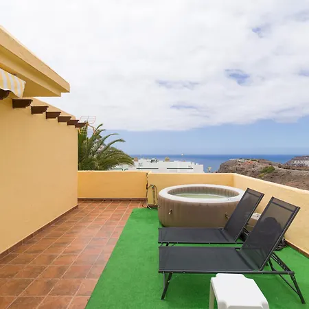 Private Solarium Views - Jacuzzi Daire