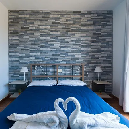 Daire Private Solarium Views - Jacuzzi
